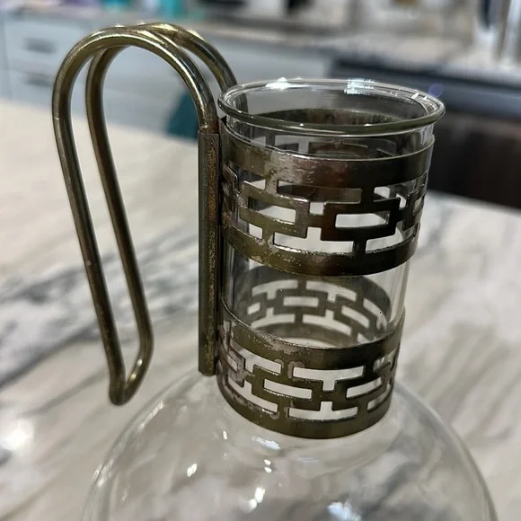 Vtg Pyrex glass beverage server/gold art deco handle (no top)